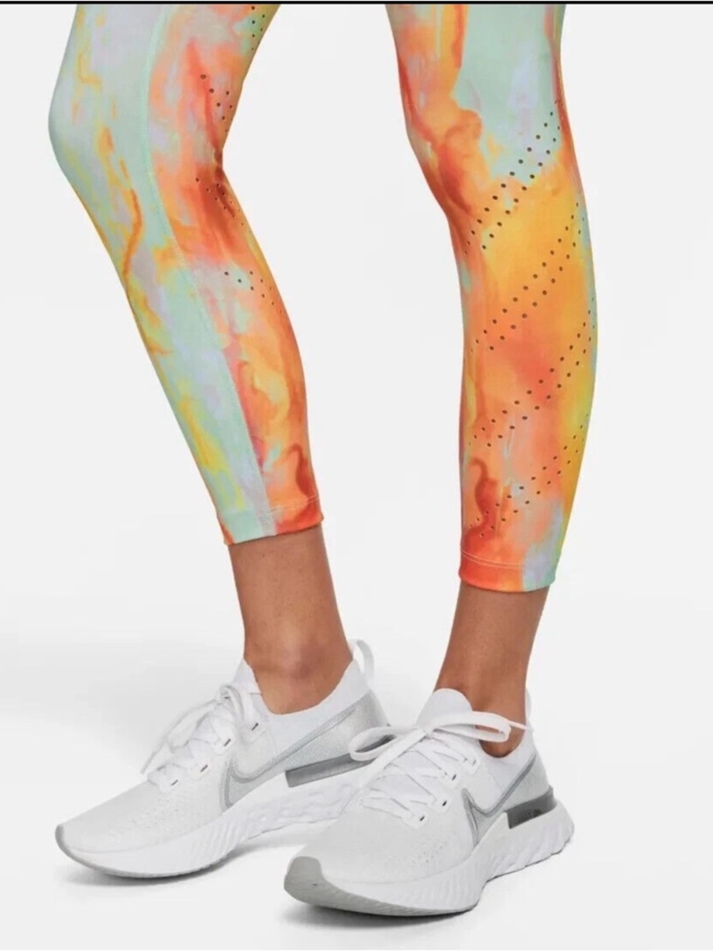 NWT Vibrant Nike Performance Running Set - Picture 2 of 8